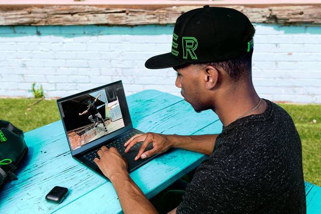 Razer tilpasse bladet 14 laptop én farge FL0B1