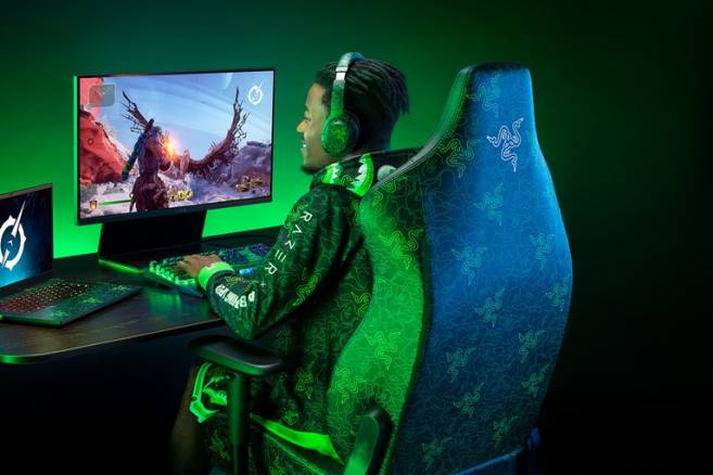 Razer X *A Bathing Ape iskur x spillestol én farge FL0B125