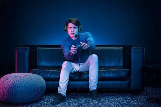 Razer Wolverine v2 konsoll svart FL0B162