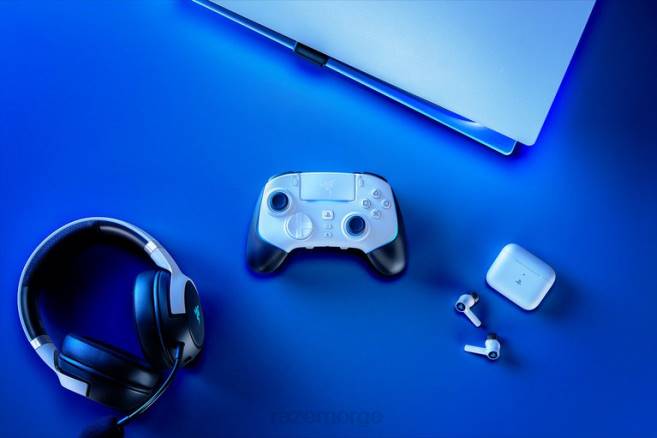 Razer wolverine v2 pro konsoll hvit FL0B159