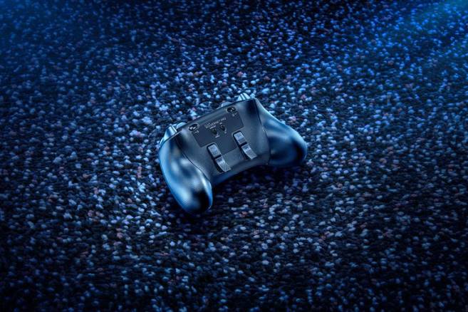Razer wolverine v2 pro konsoll svart FL0B158