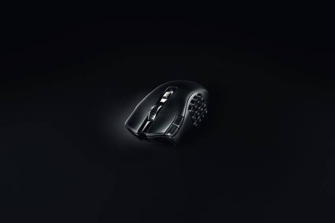 Razer naga v2 hyperspeed mus én farge FL0B46