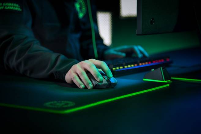 Razer viper ultimate (bare mus) mus svart FL0B51