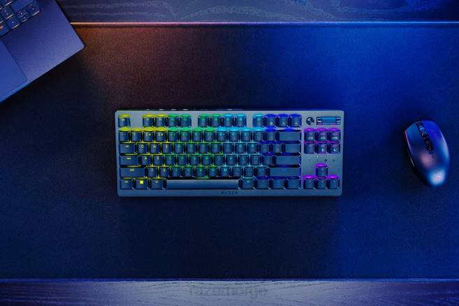 Razer deathstalker v2 pro tenkeyless - klikky optisk bryter - oss tastatur svart FL0B66