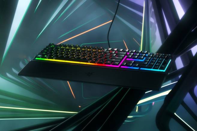 Razer ornata v3 - oss tastatur én farge FL0B75